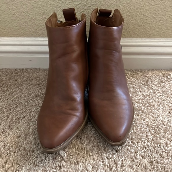 Universal Thread Shoes - Universal Threads ankle Boots